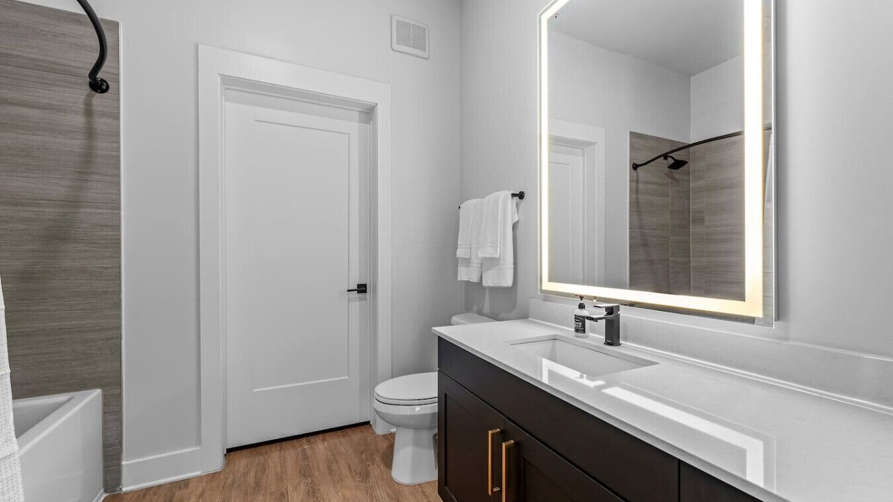 Photo of Bathroom in Oakford Park