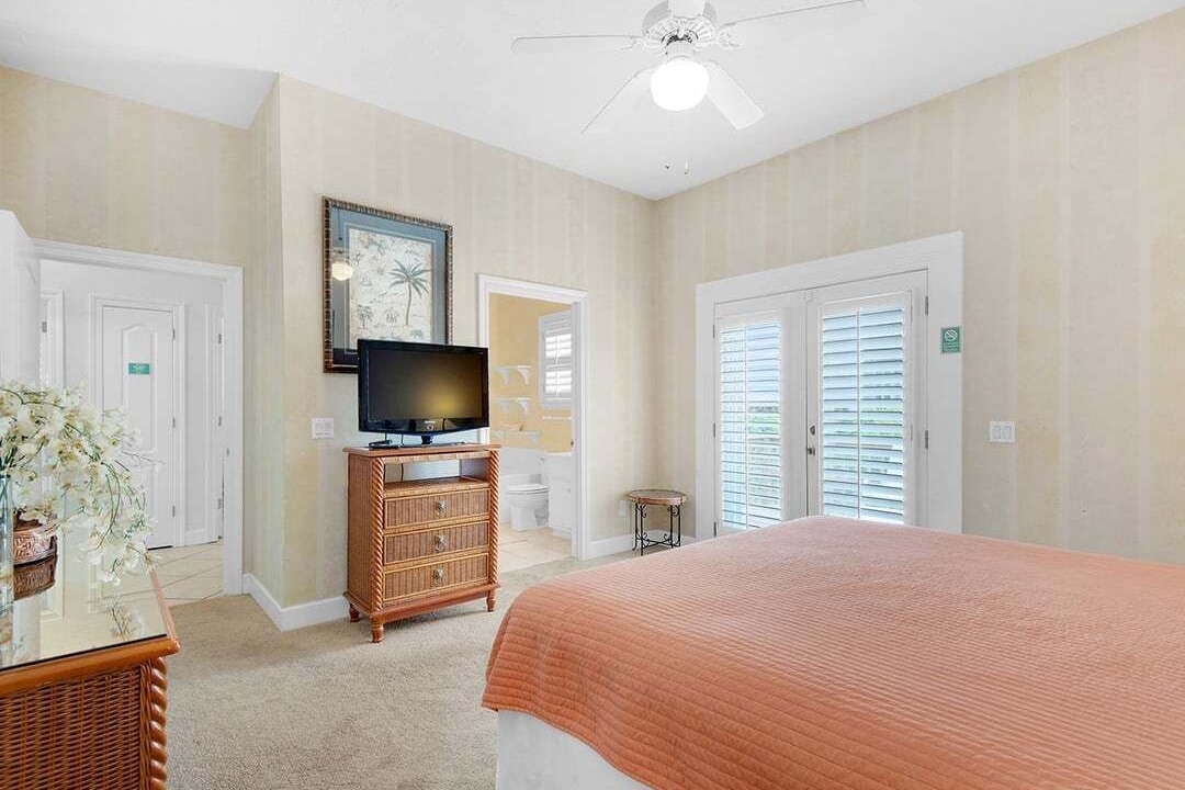 Photo of Bedroom in Avalon Beach Estates