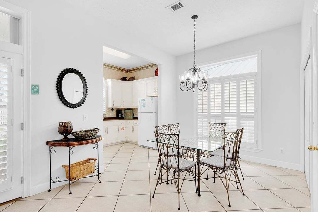 Photo of Others in Avalon Beach Estates