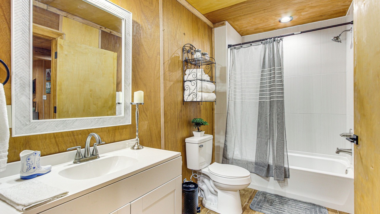 Photo of Bathroom in Folsom