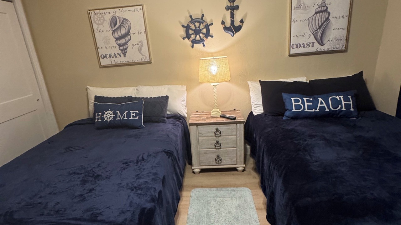 Photo of Bedroom in Tropical Cove
