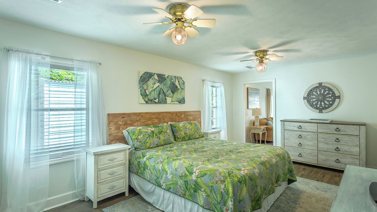 Photo of Bedroom in Apalachicola