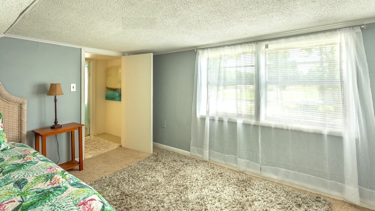 Photo of Bedroom in Apalachicola