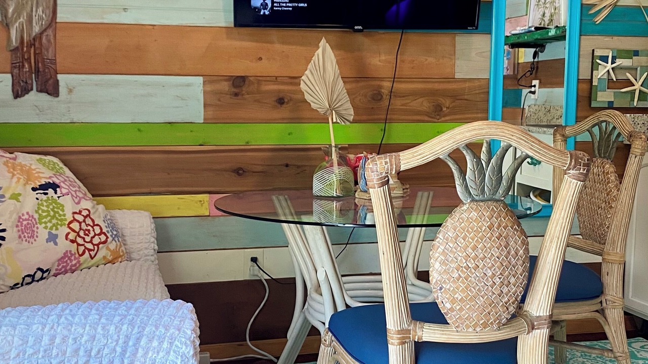 Photo of Livingroom in Ono Island