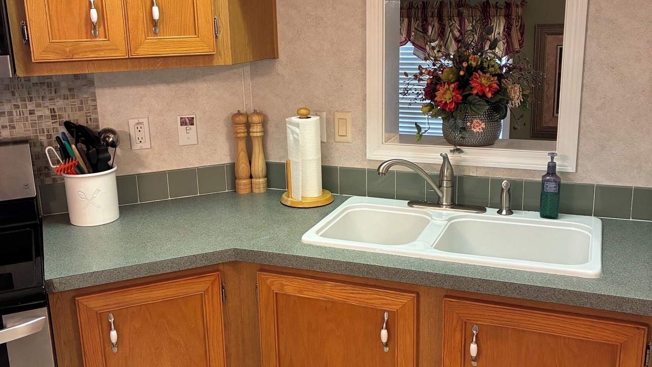Photo of Kitchen in Upper Grand Lagoon