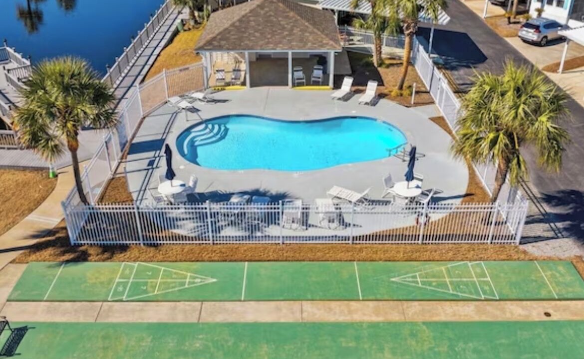 Photo of Outdoor in Upper Grand Lagoon
