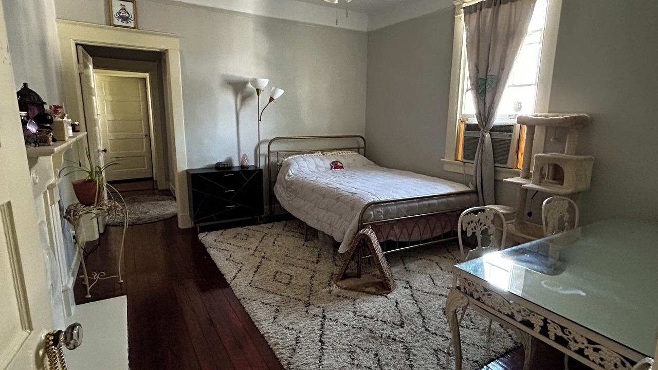 Photo of Bedroom in Fairgrounds