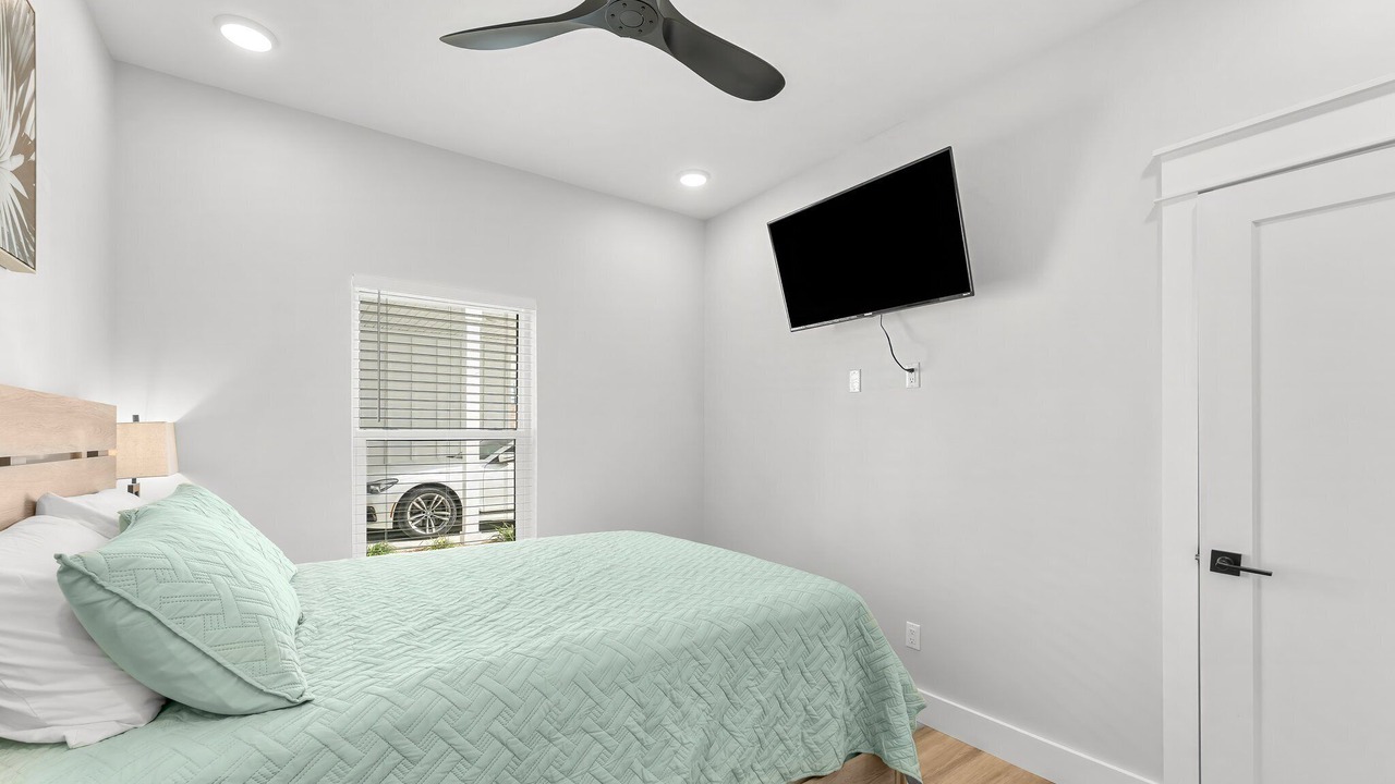 Photo of Bedroom in Gulf Lagoon Beach