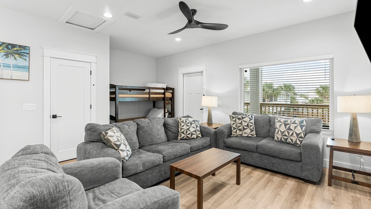 Photo of Livingroom in Gulf Lagoon Beach