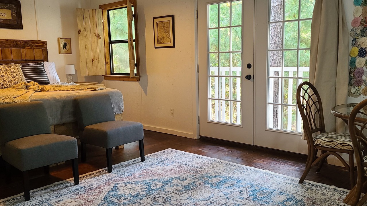 Photo of Bedroom in Mineola