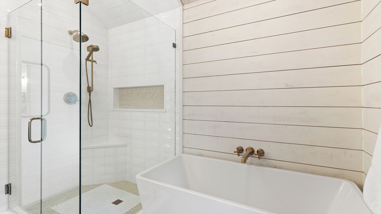 Photo of Bathroom in Watercolor