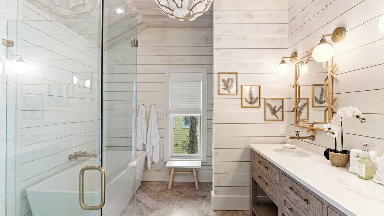 Photo of Bathroom in Watercolor