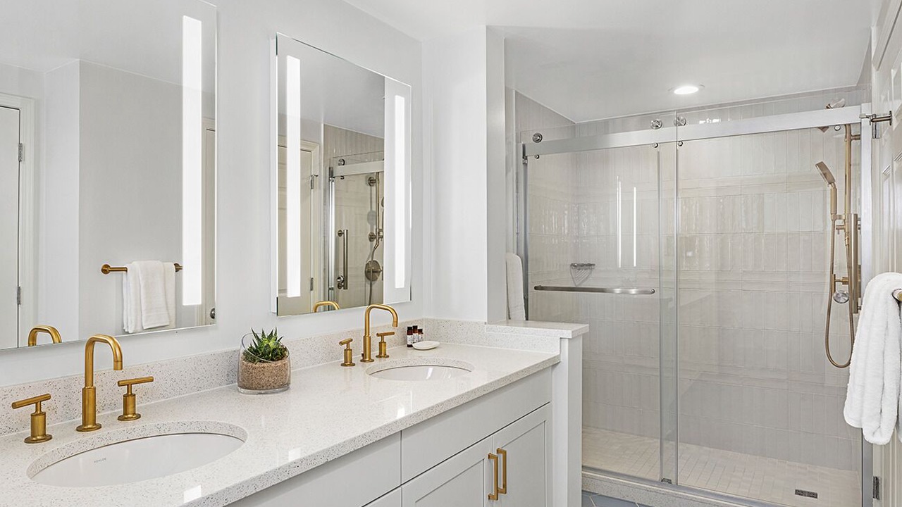Photo of Bathroom in Upper Grand Lagoon