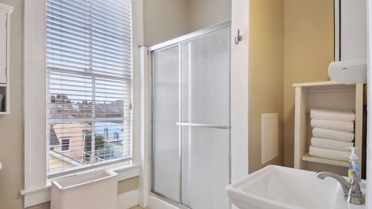 Photo of Bathroom in Treme