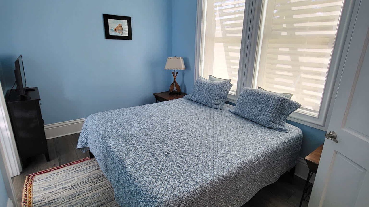 Photo of Bedroom in Carrabelle