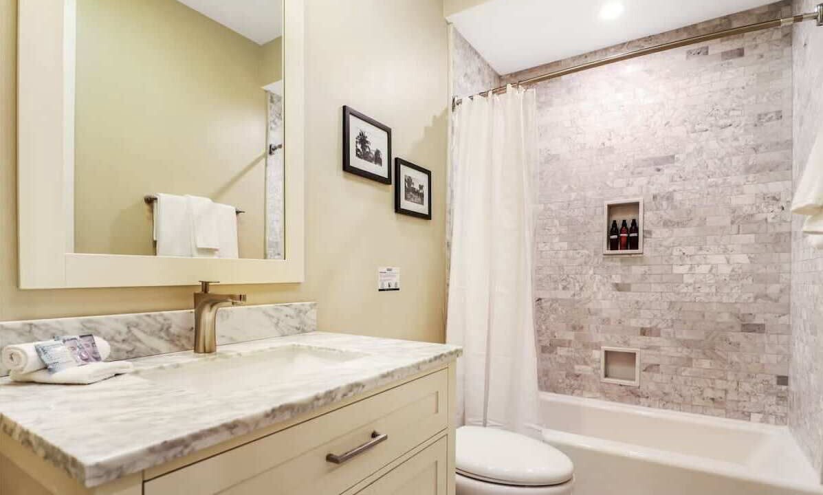 Photo of Bathroom in Central Business District