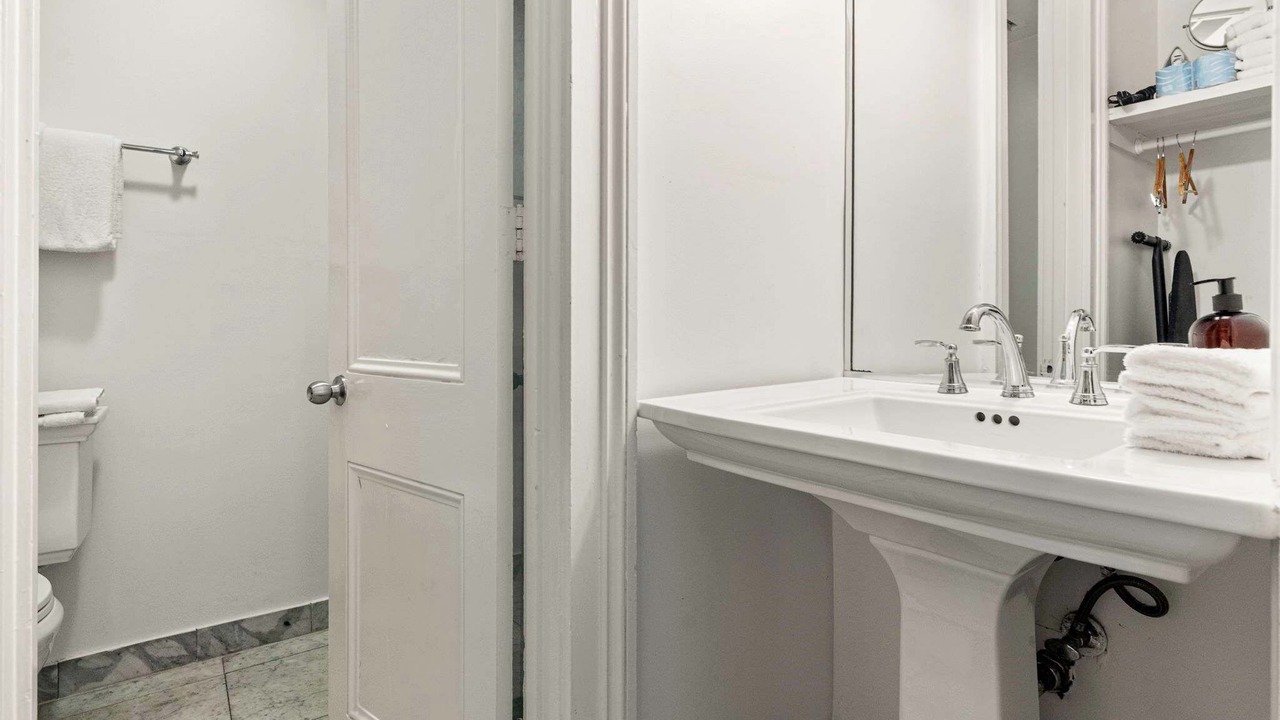 Photo of Bathroom in French Quarter