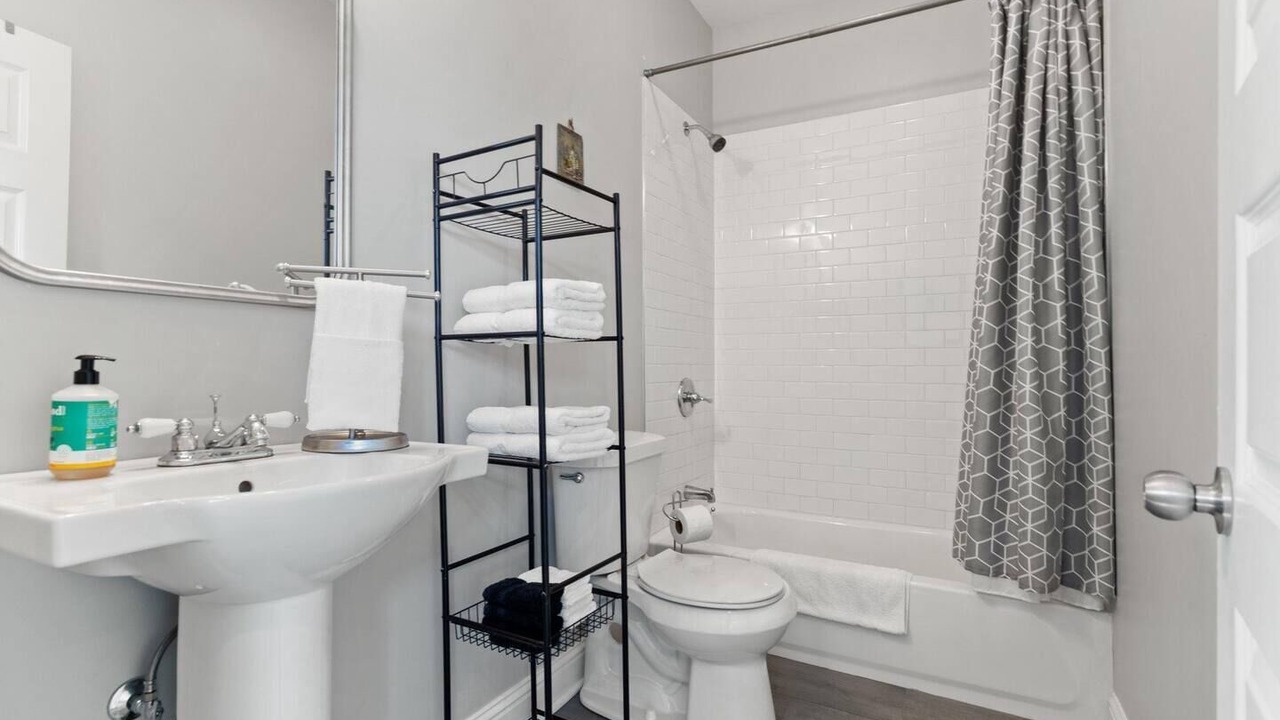 Photo of Bathroom in Mid-City