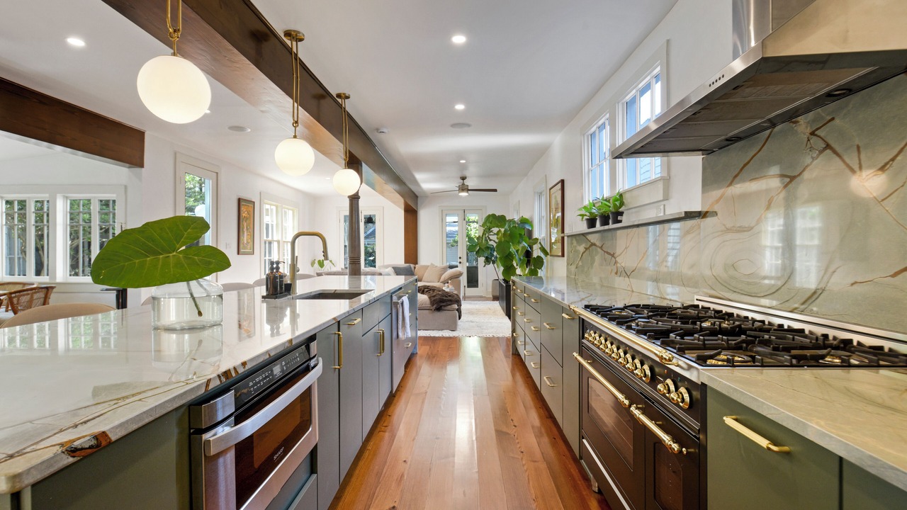 Photo of Kitchen in Irish Channel