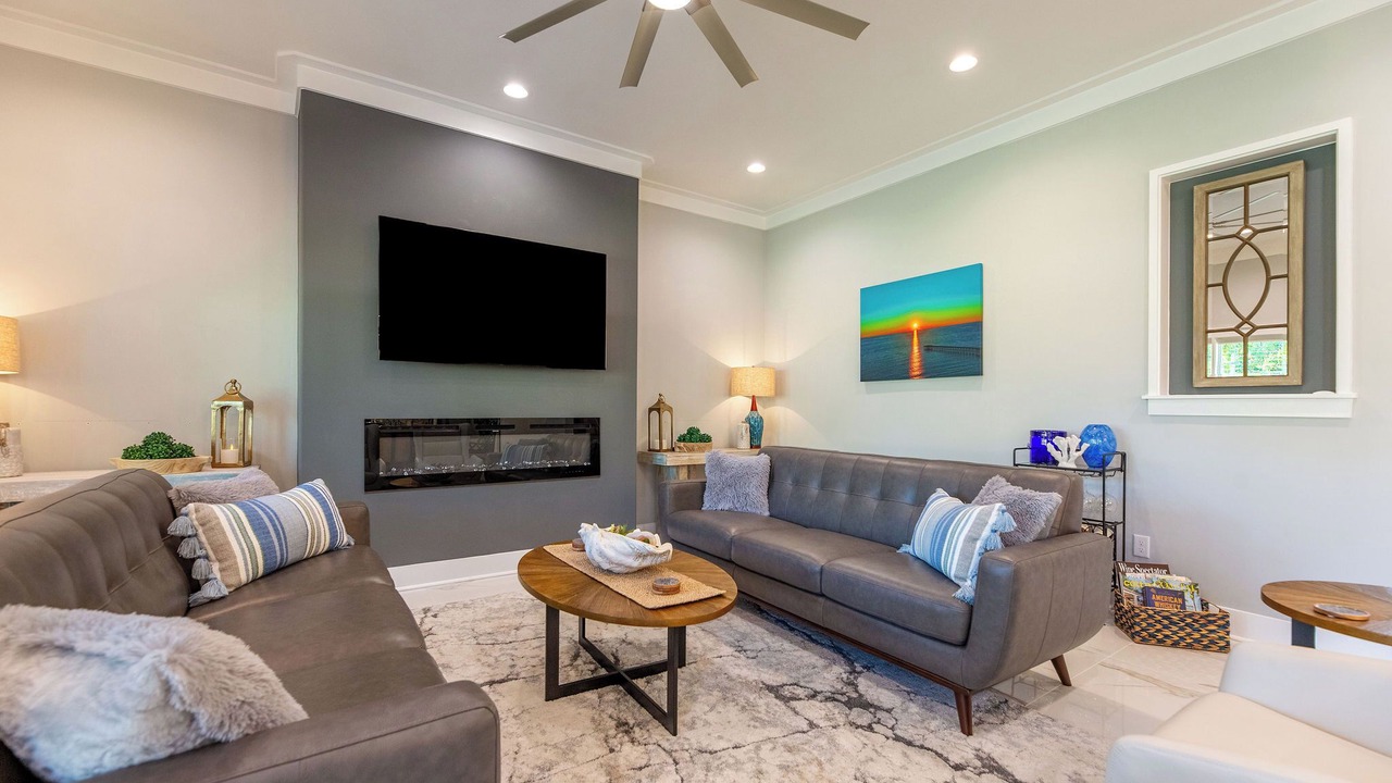 Photo of Livingroom in Upper Grand Lagoon