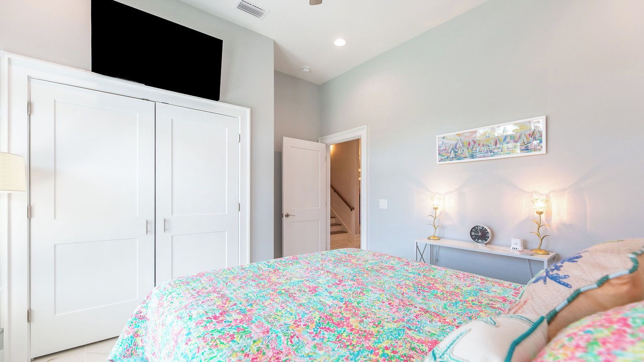 Photo of Bedroom in Upper Grand Lagoon
