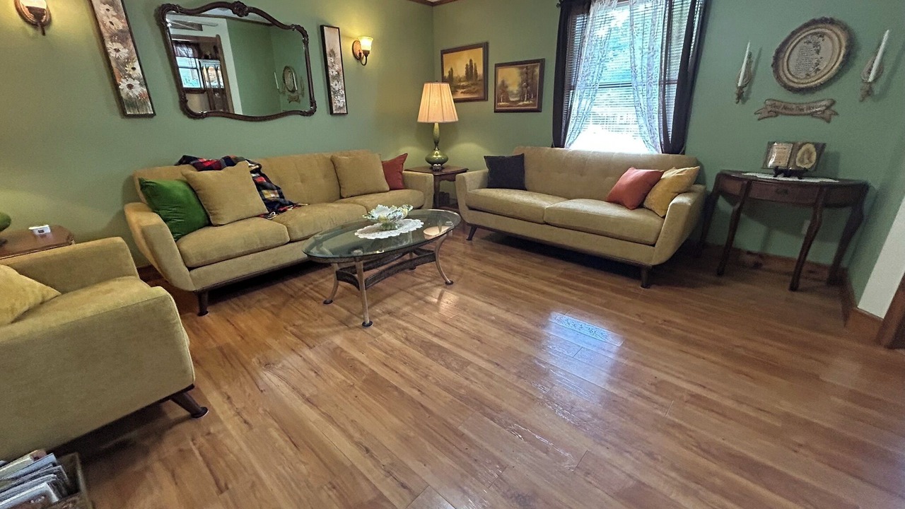Photo of Livingroom in Ono Island