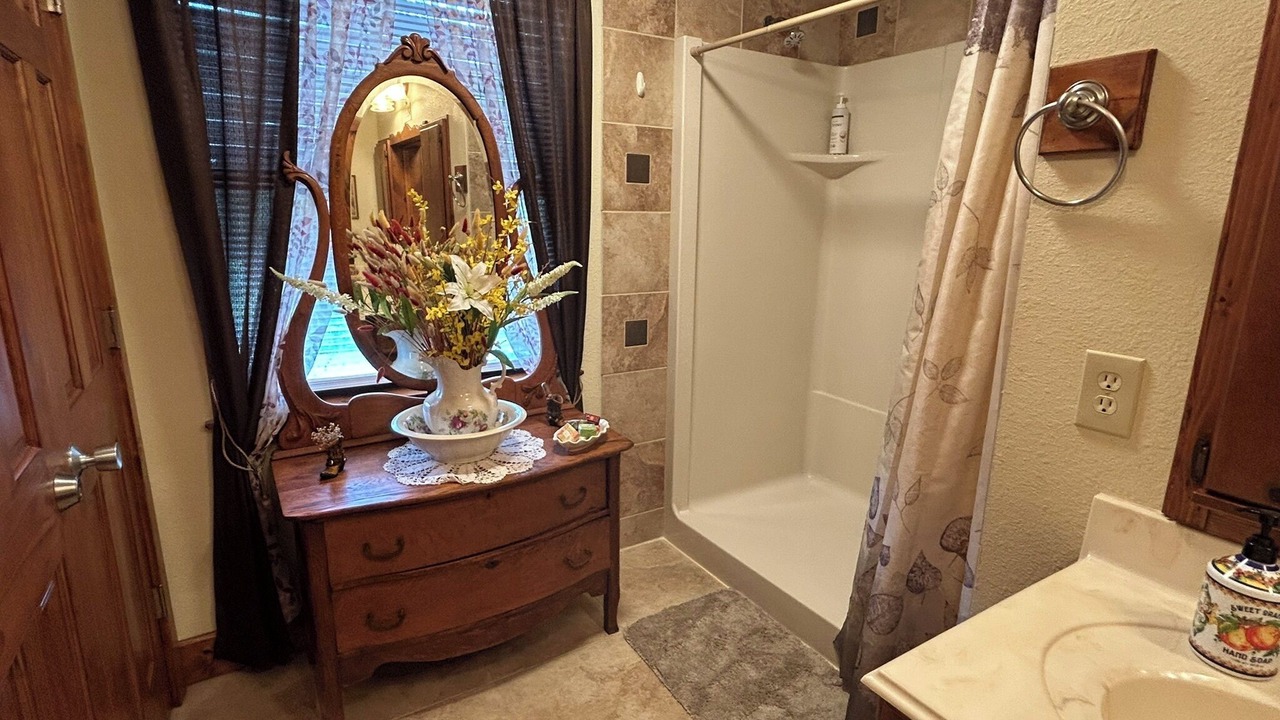 Photo of Bathroom in Ono Island
