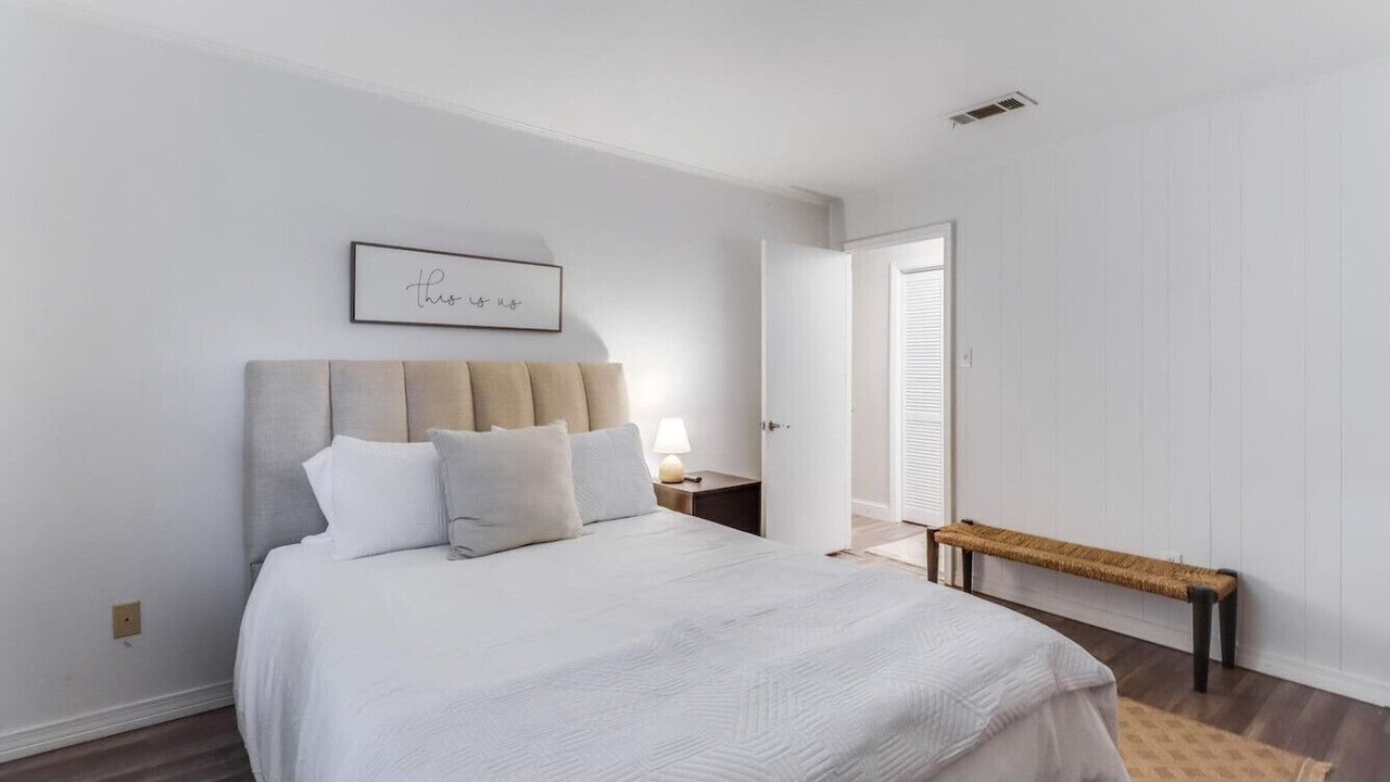 Photo of Bedroom in Diamondhead