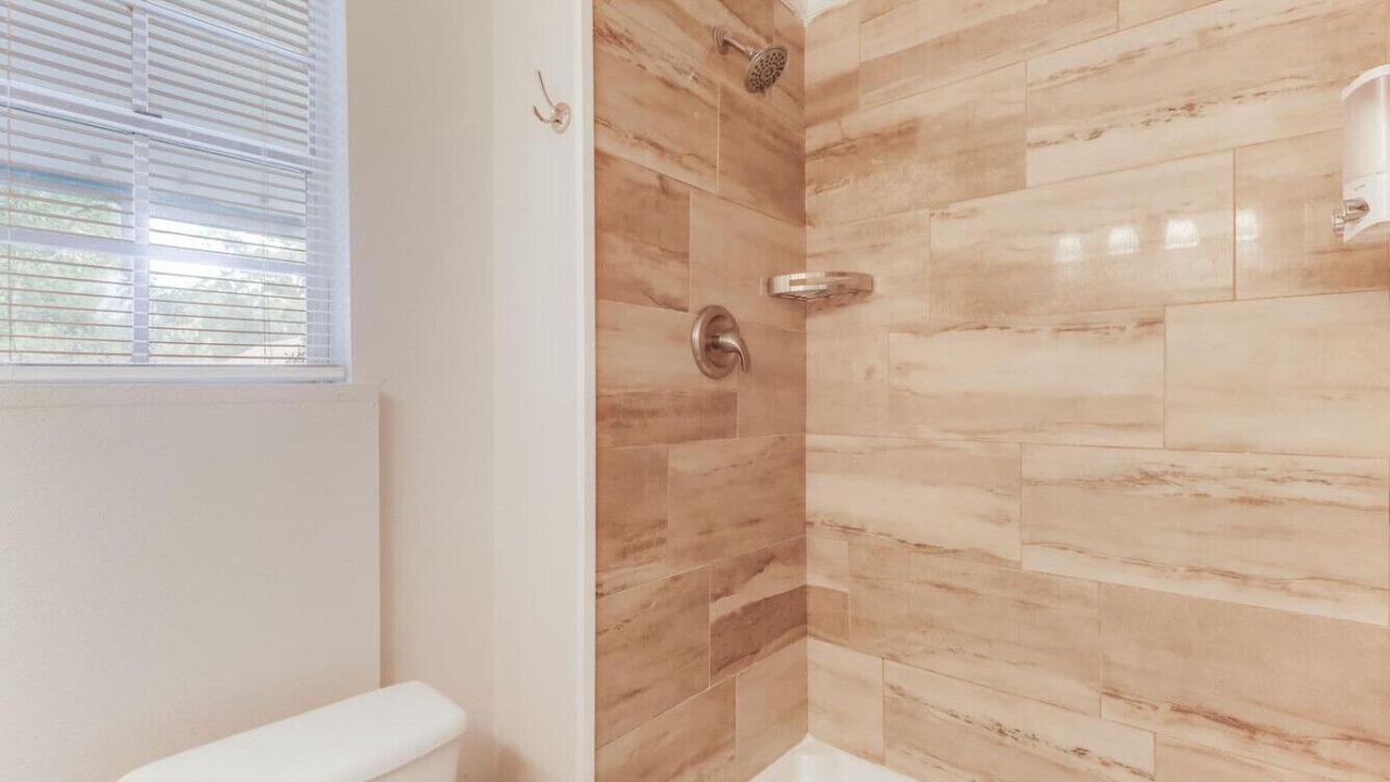 Photo of Bathroom in Diamondhead