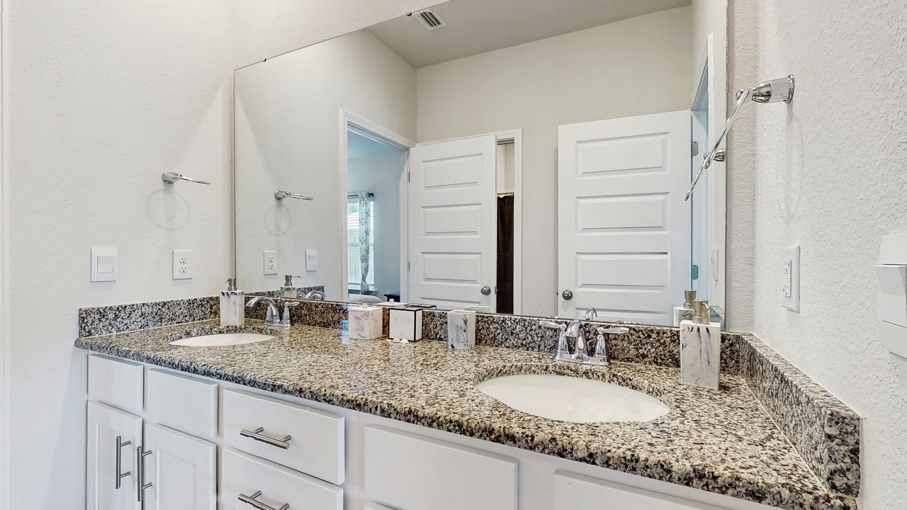 Photo of Bathroom in Foley