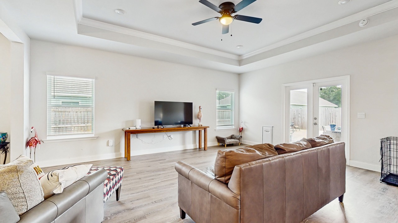 Photo of Livingroom in Foley