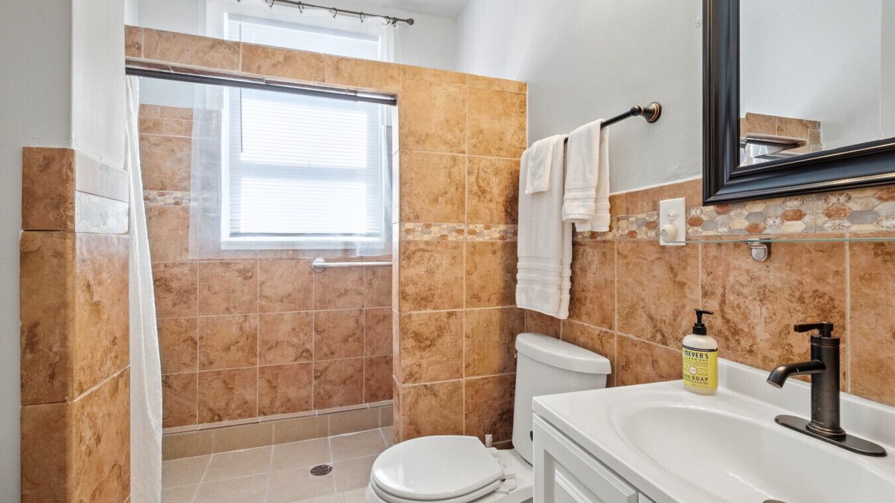 Photo of Bathroom in Treme