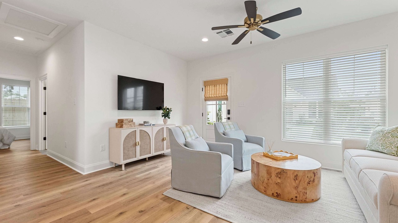 Photo of Livingroom in Youngsville