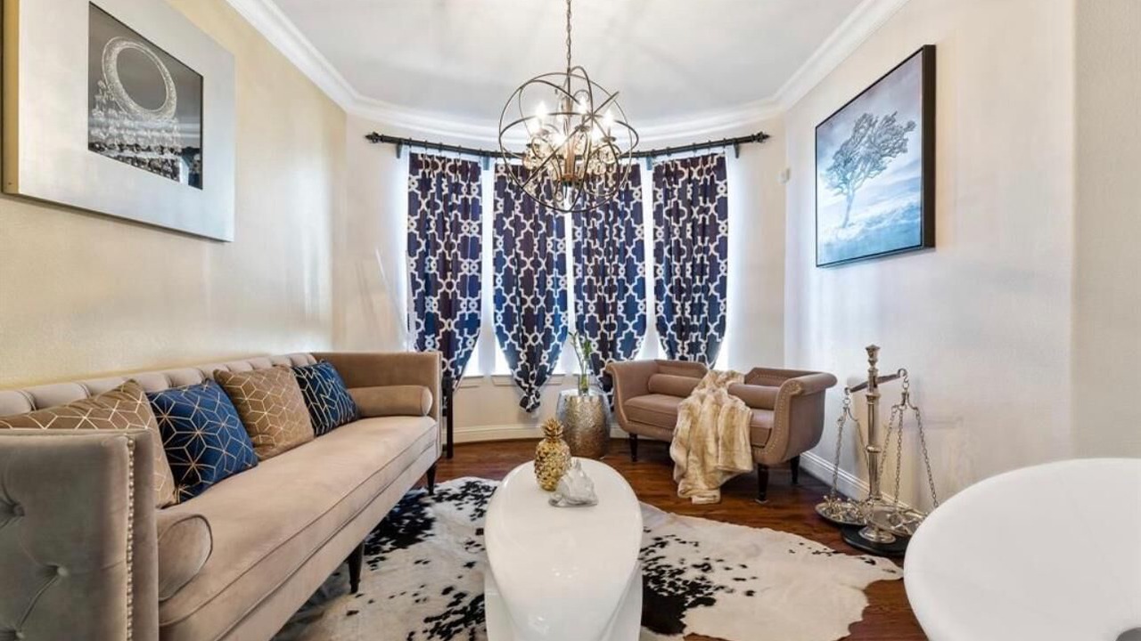 Photo of Livingroom in Tarrant County