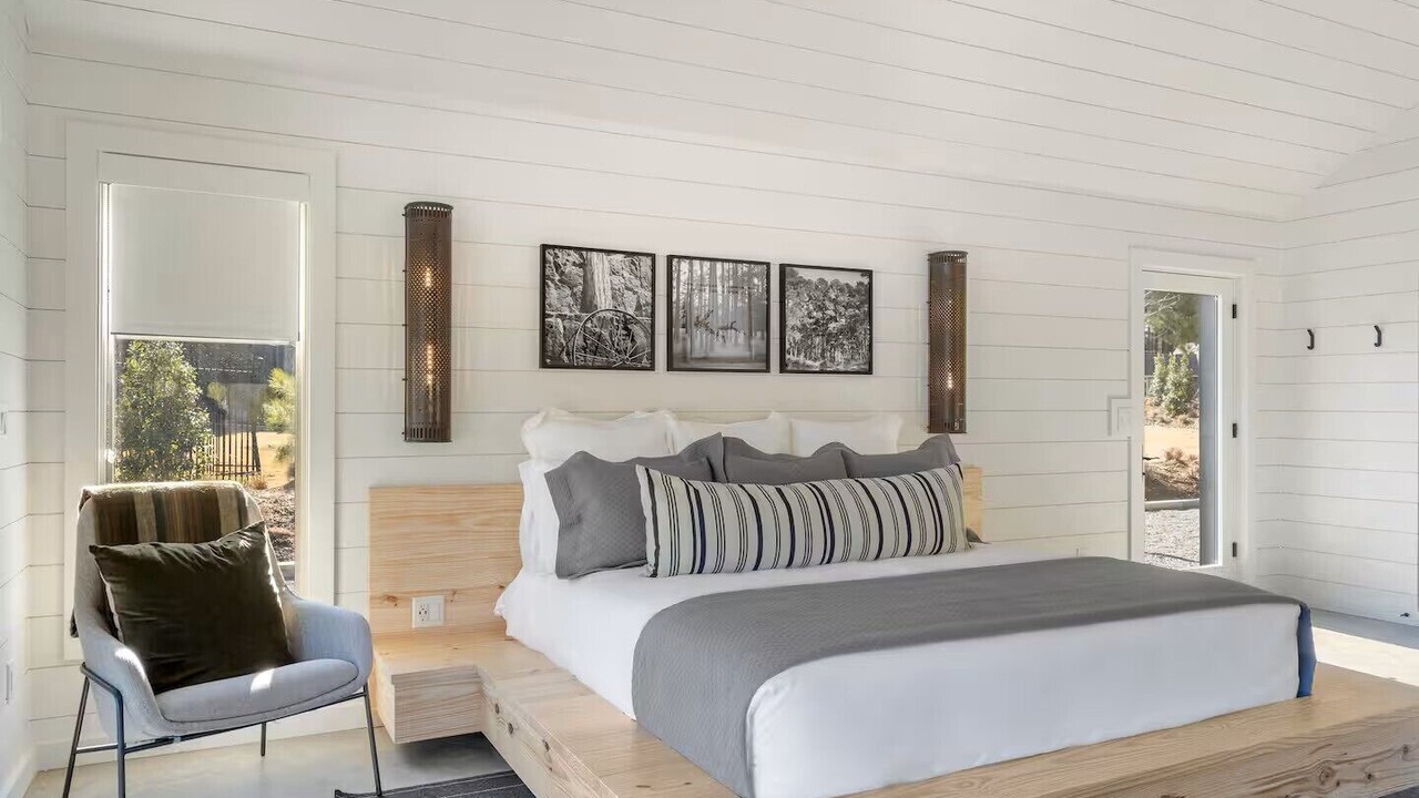 Photo of Bedroom in Dogwood