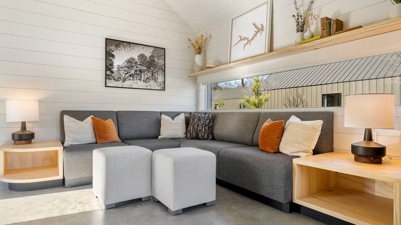 Photo of Livingroom in Dogwood