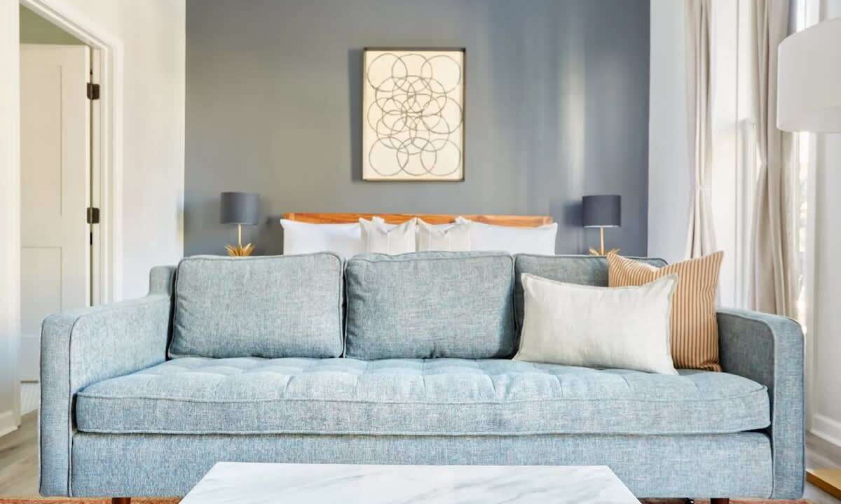 Photo of Livingroom in Central Business District