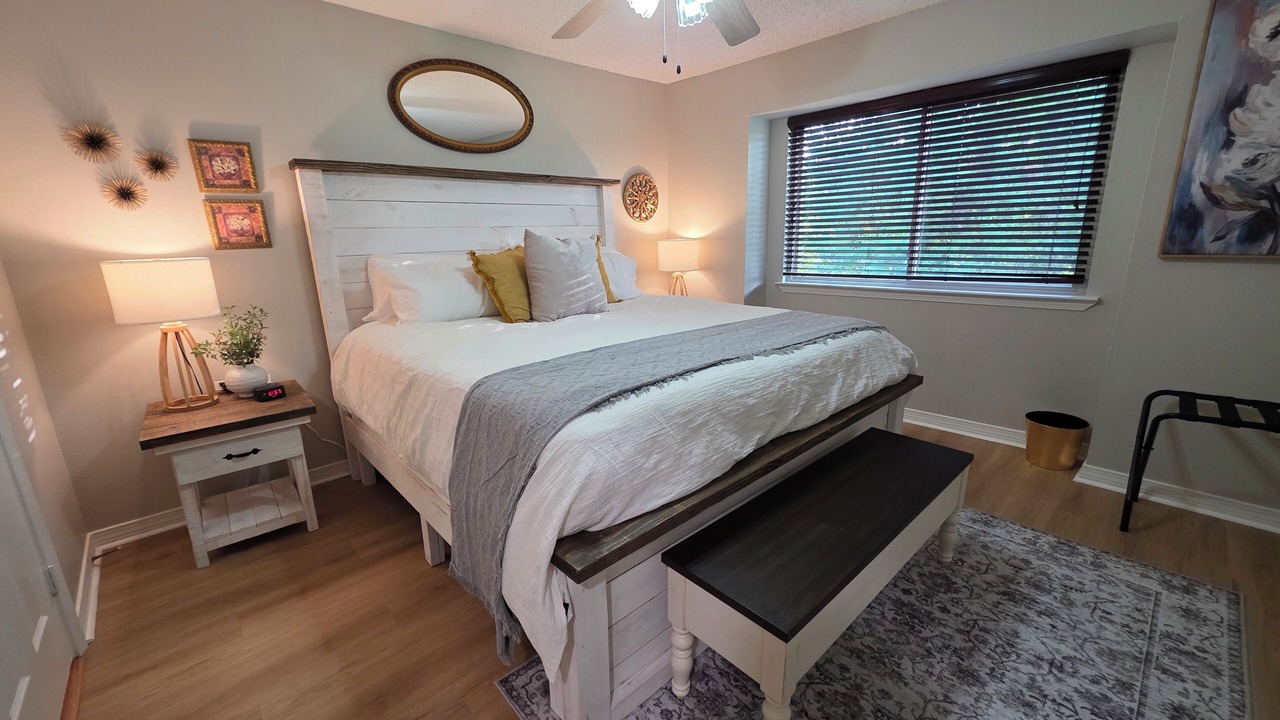 Photo of Bedroom in Gonzales