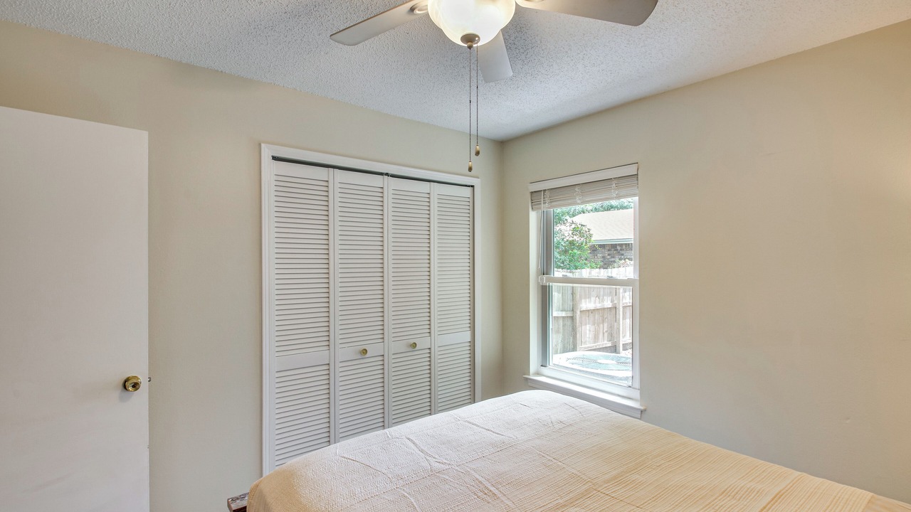 Photo of Bedroom in Northeast Pensacola