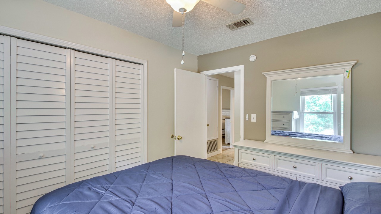 Photo of Bedroom in Northeast Pensacola
