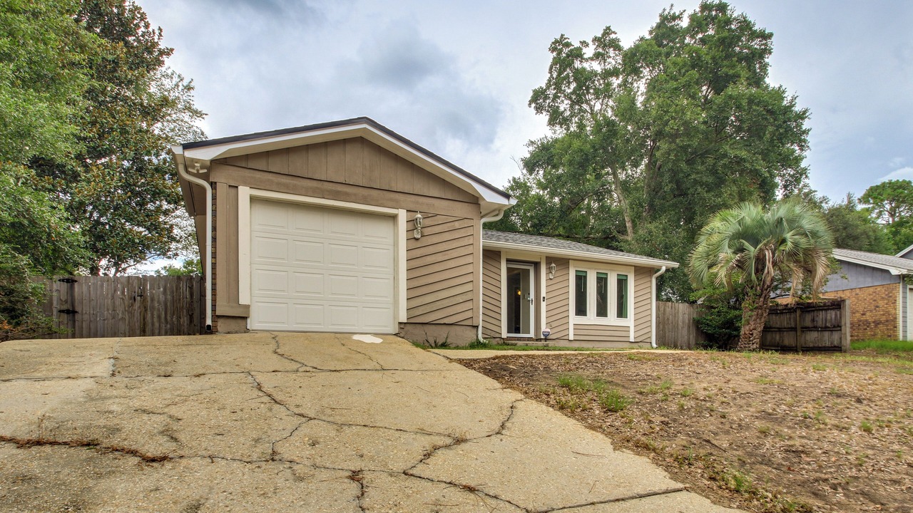 Photo of Outdoor in Northeast Pensacola