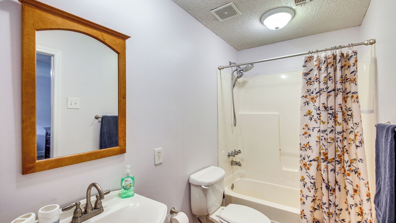 Photo of Bathroom in Northeast Pensacola