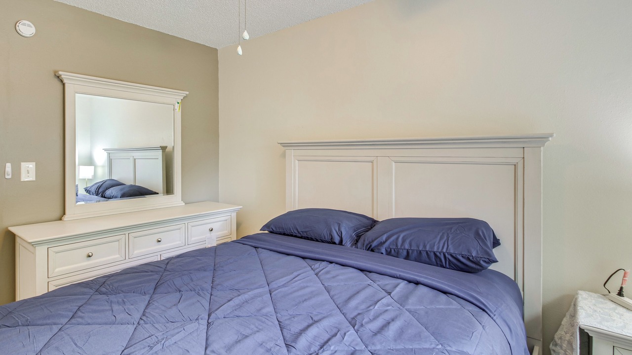 Photo of Bedroom in Northeast Pensacola