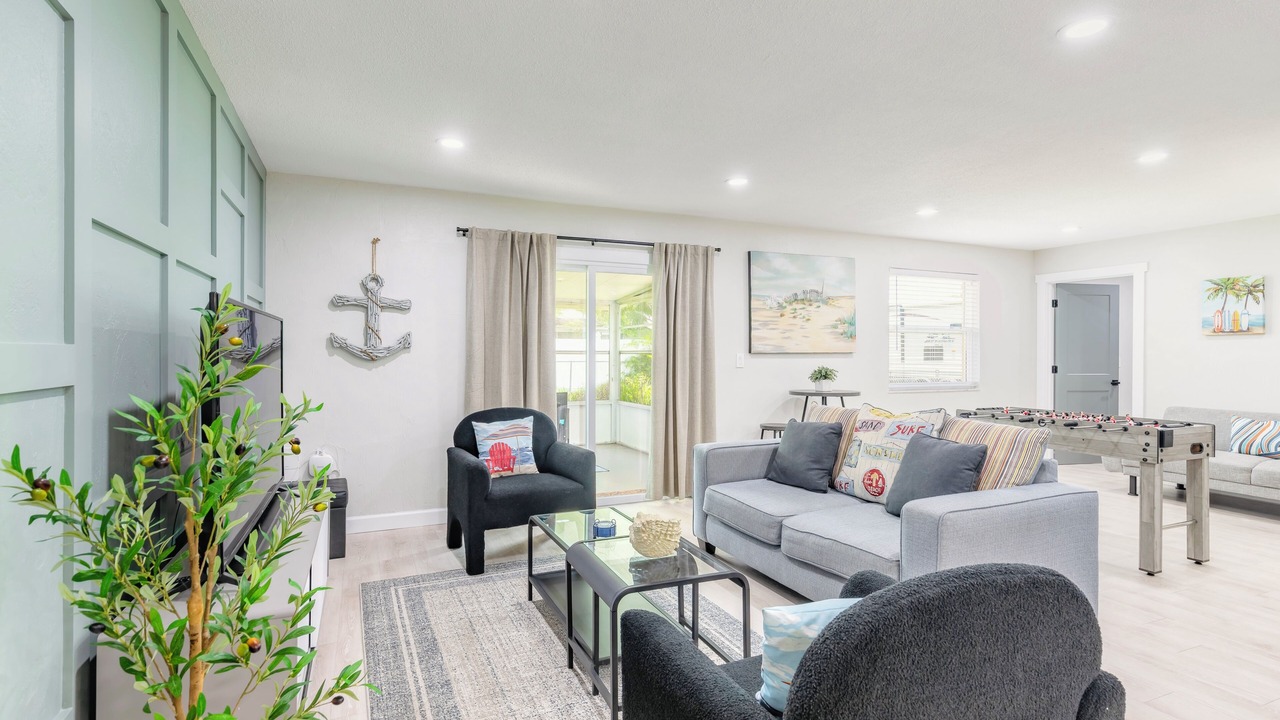Photo of Livingroom in South Daytona