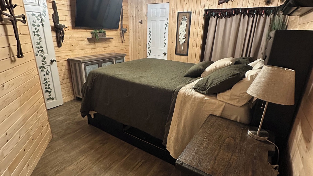 Photo of Bedroom in Green Pond