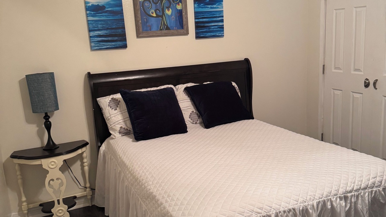 Photo of Bedroom in Destrehan