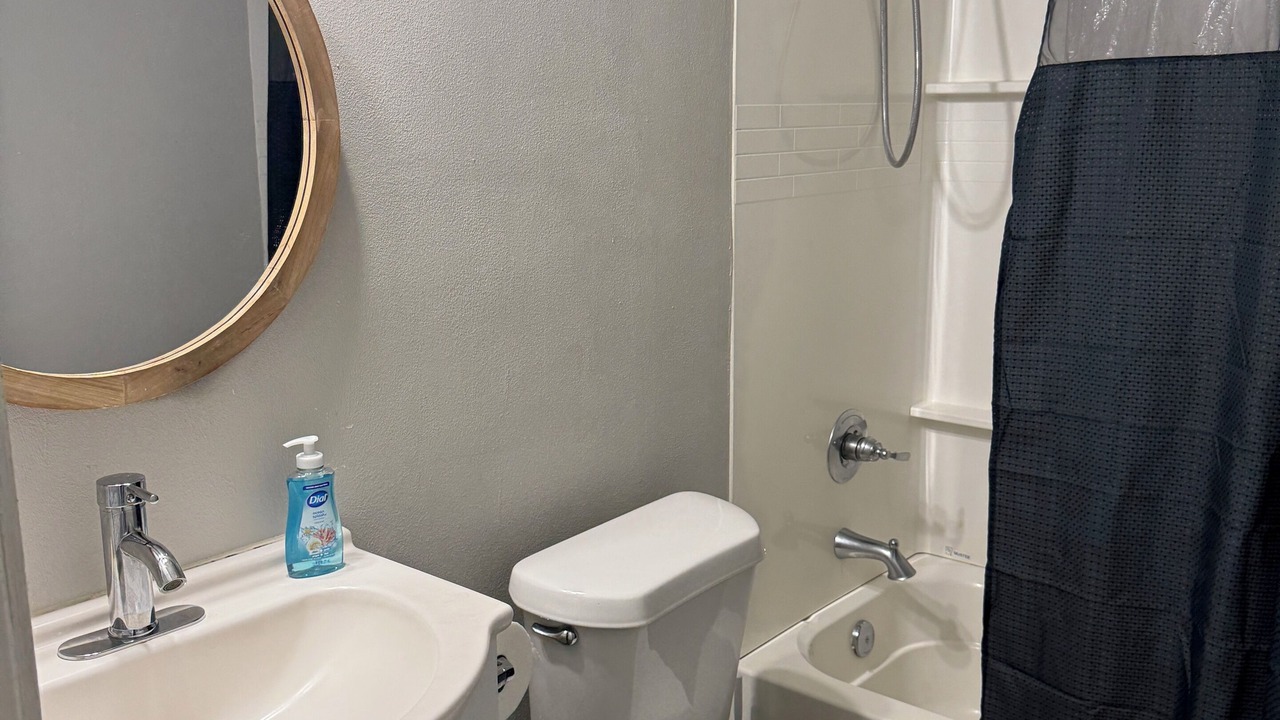 Photo of Bathroom in Claiborne