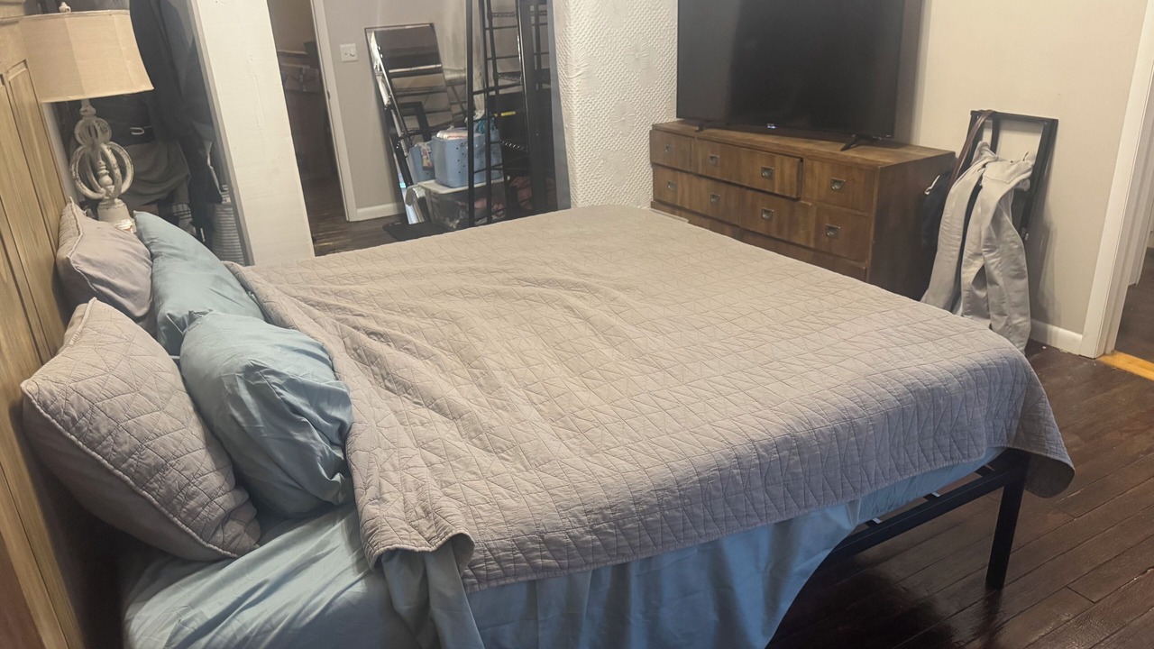 Photo of Bedroom in Central City