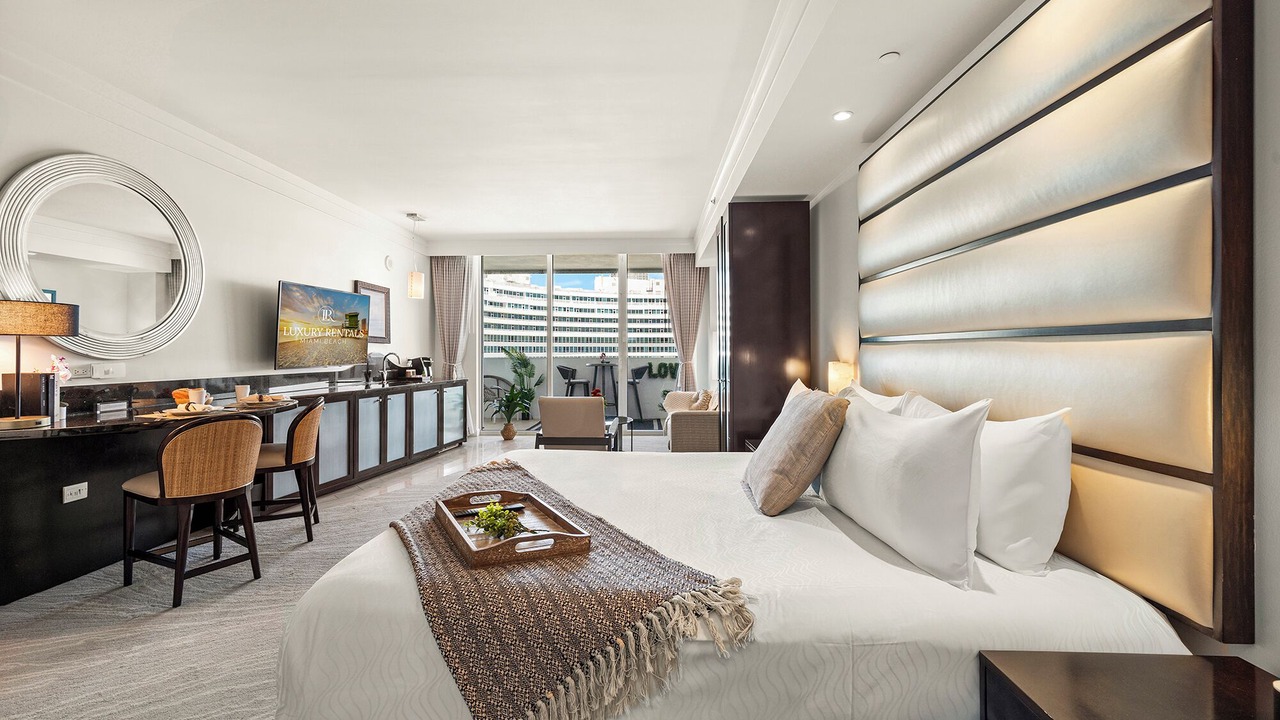 Photo of Bedroom in Mid Beach