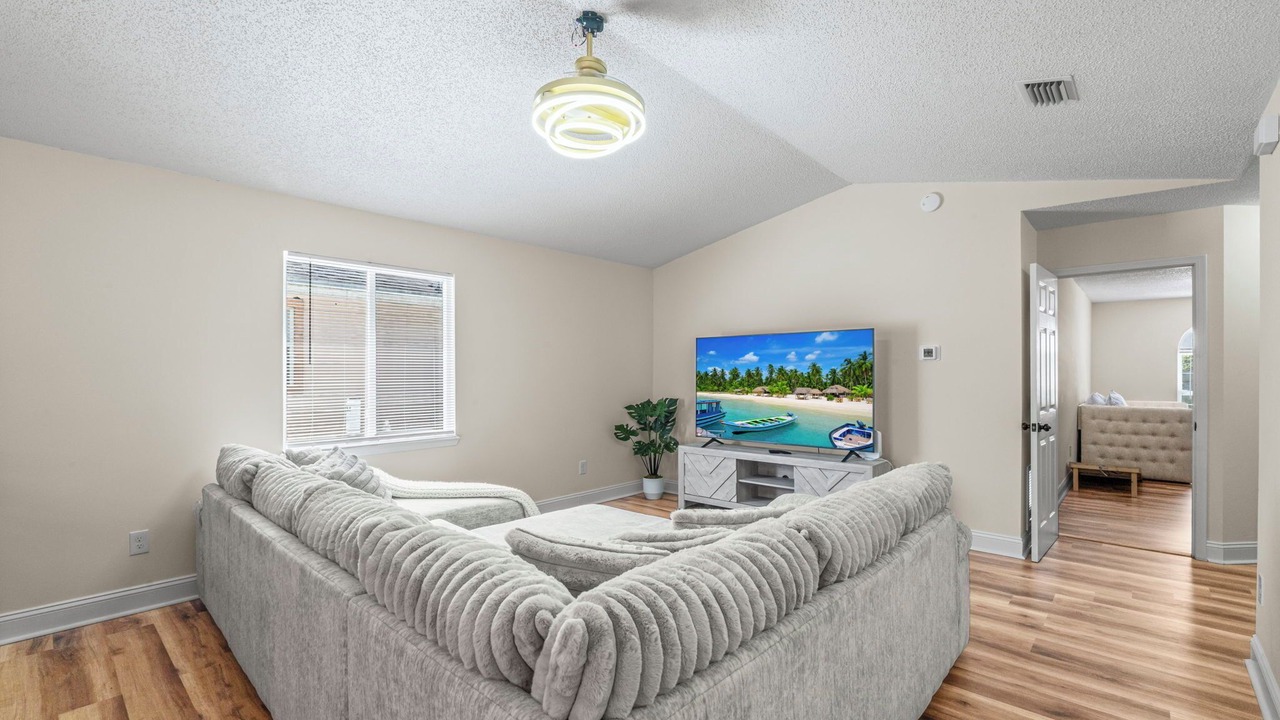 Photo of Livingroom in Sandalwood